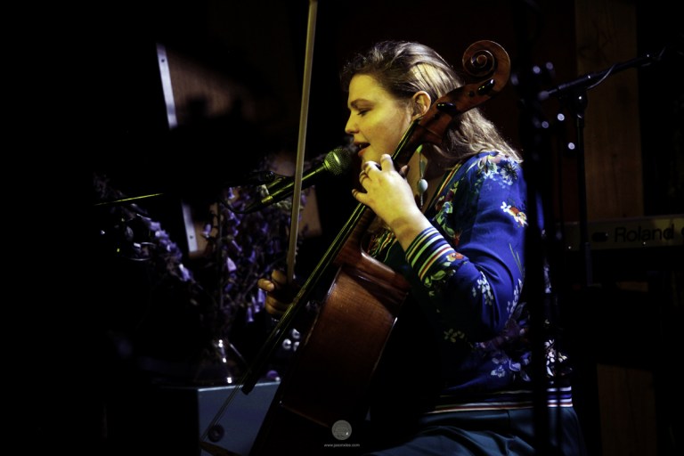 web_Mongoose_Eve_Connollys_IMG_7619