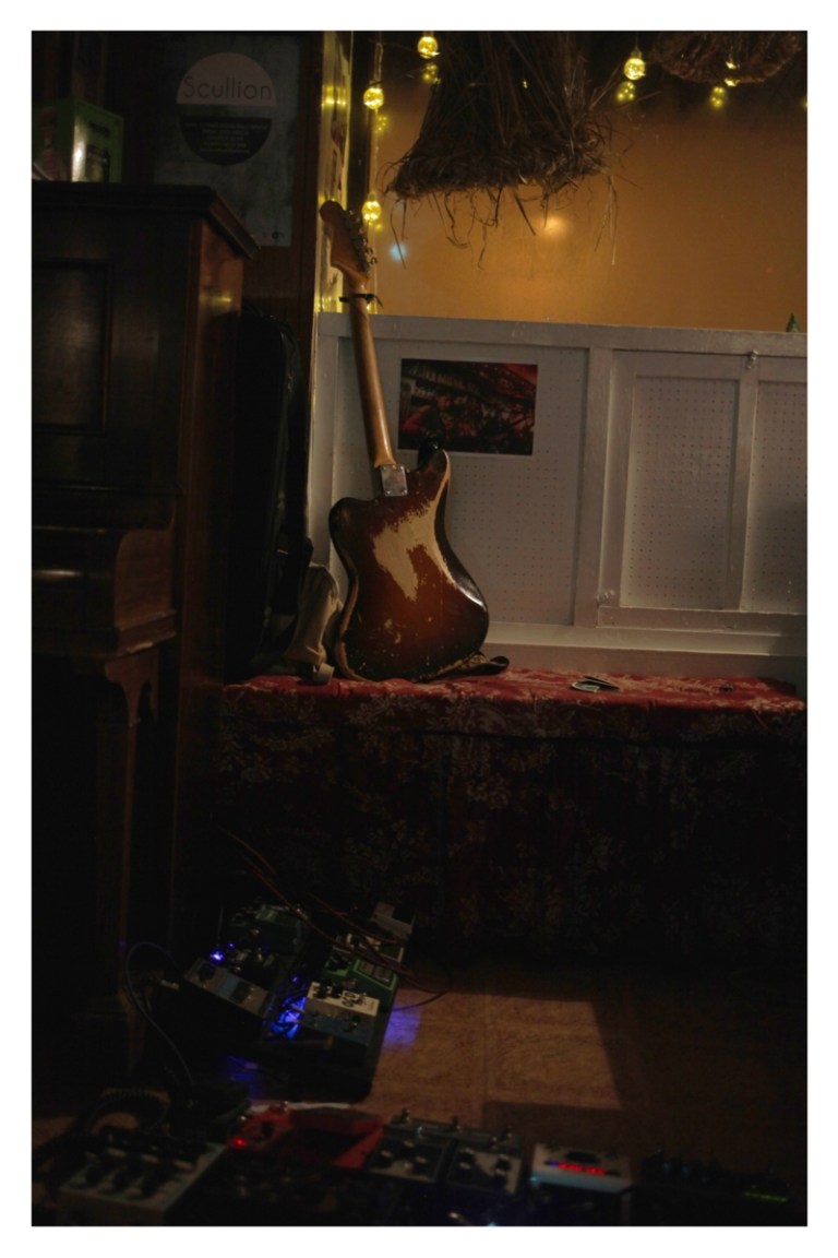 FC&C w/ Kit at Levis Corner House, Ballydehob 08 Feb 2020