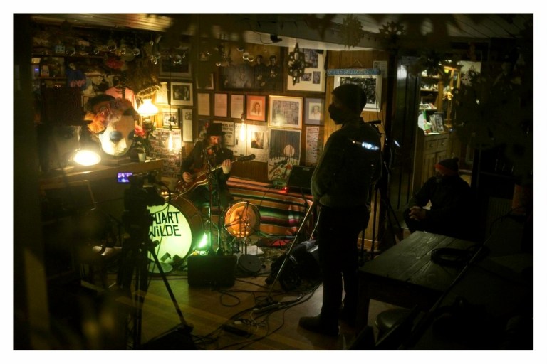 Alive In The Cracks - Levis Corner House