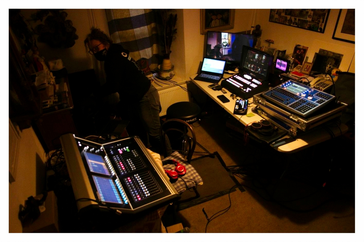 Secret Song - Levis Corner House