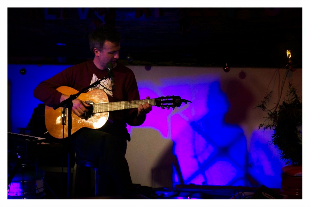 Secret Song - Levis Corner House